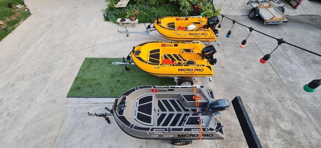 ตัวอย่างเรือ MICRO PRO สีเหลืองและสีเทา